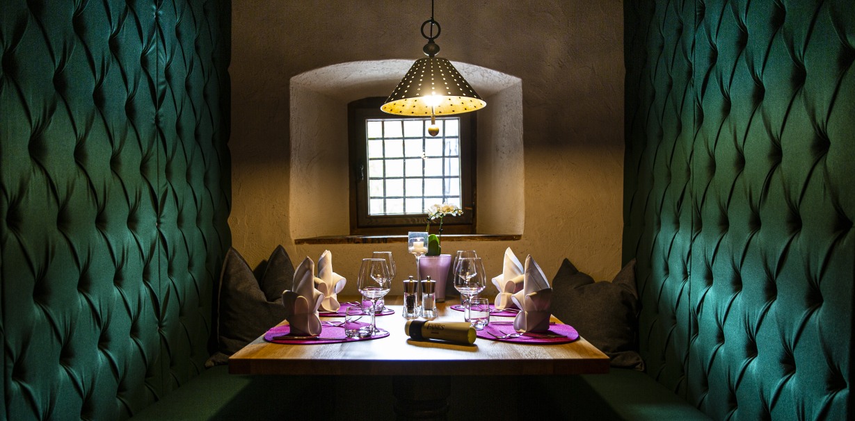 Al Dolomiti Wellness Hotel Fanes di San Cassiano la nuova sala ristorante privé “Murin” per una cena speciale